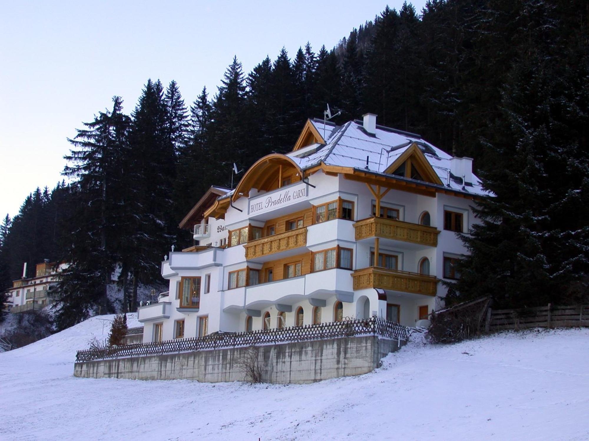 אישגל Hotel Garni Pradella מראה חיצוני תמונה